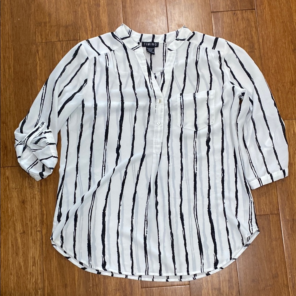 Timing Black and White Blouse size L